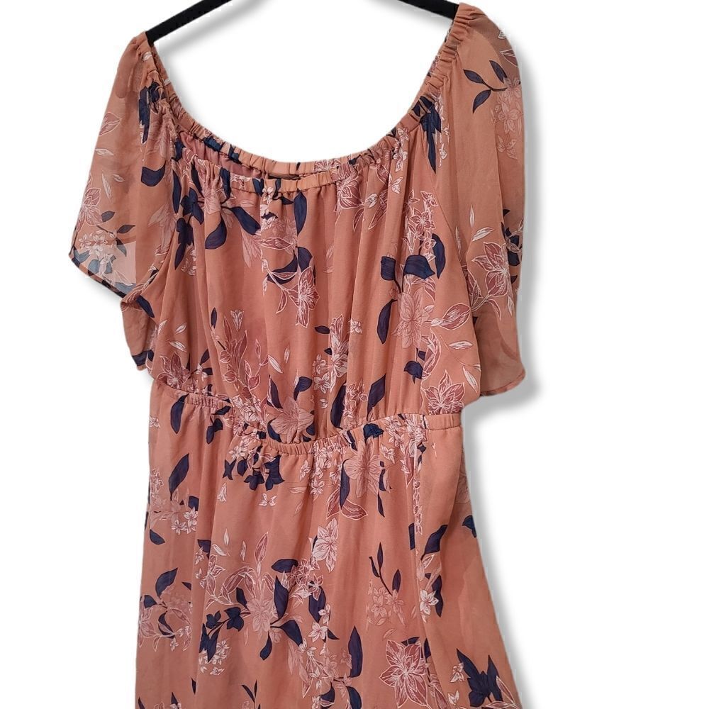 Torrid Floral knee level dress size 1